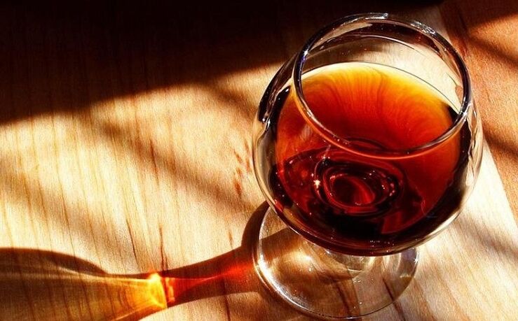 Cognac zur Beseitigung von Parasiten aus dem Körper